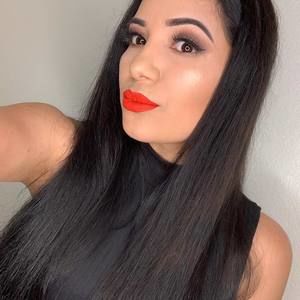 Meet your Posher, Denisse